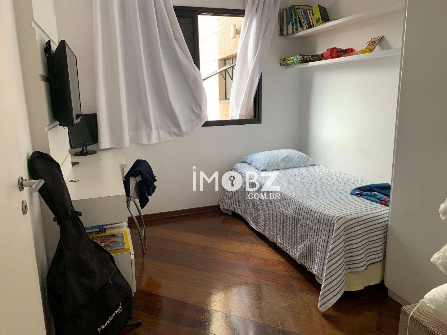 Apartamento à venda com 4 quartos, 157m² - Foto 7