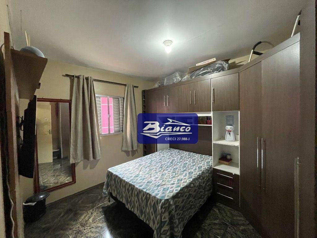 Sobrado à venda com 3 quartos, 205m² - Foto 13