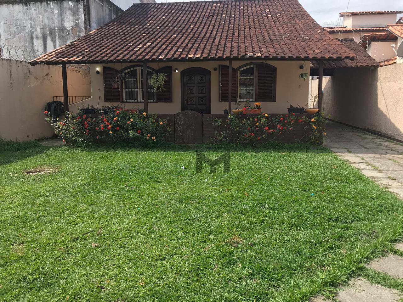 Casa à venda com 3 quartos, 154m² - Foto 2