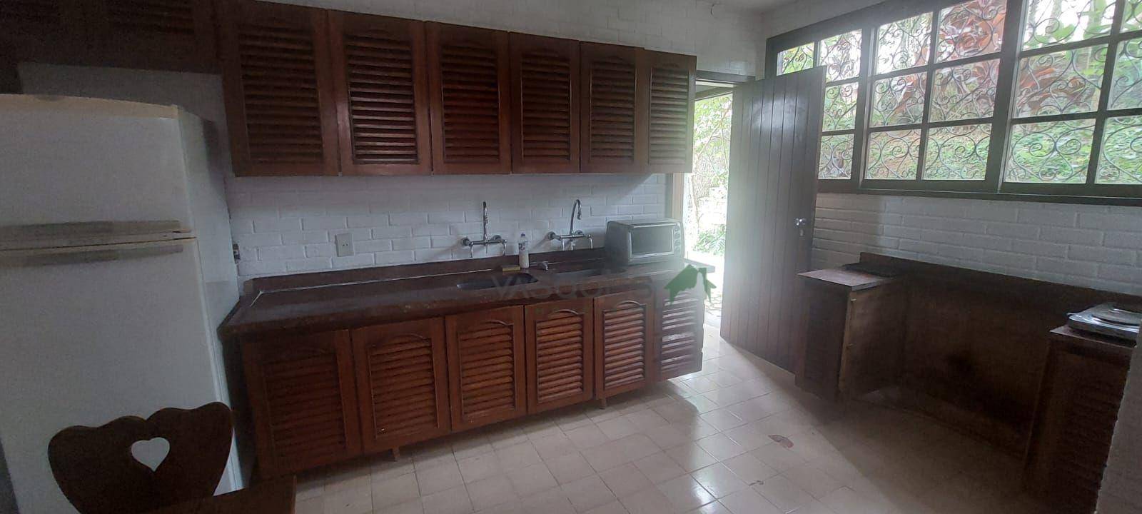 Casa de Condomínio à venda com 4 quartos, 330m² - Foto 6