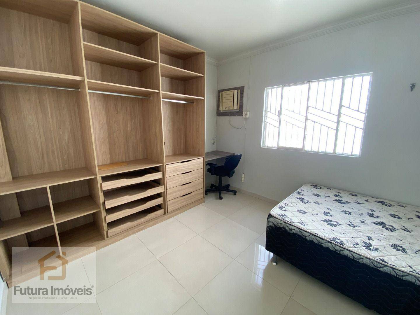 Casa para alugar com 4 quartos, 170m² - Foto 23