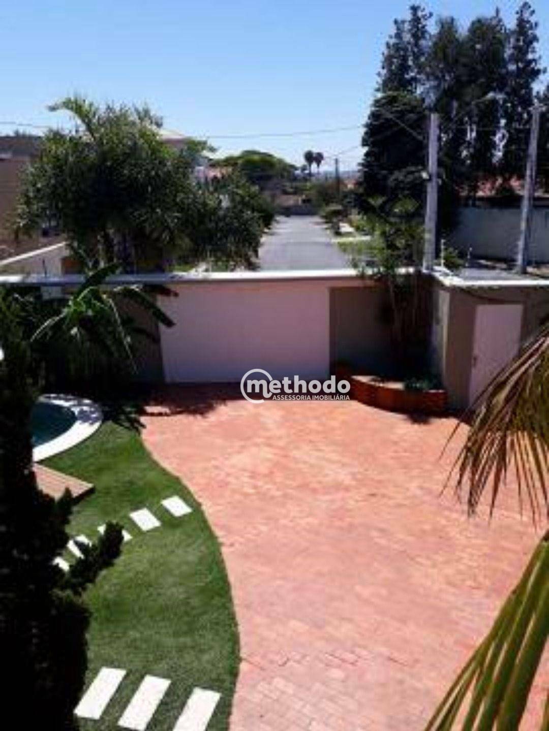 Casa à venda com 4 quartos, 327m² - Foto 3