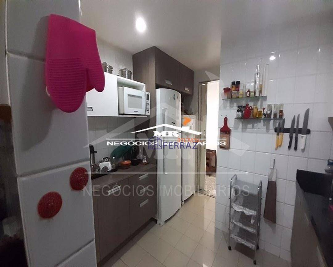 Apartamento à venda com 4 quartos, 180m² - Foto 9