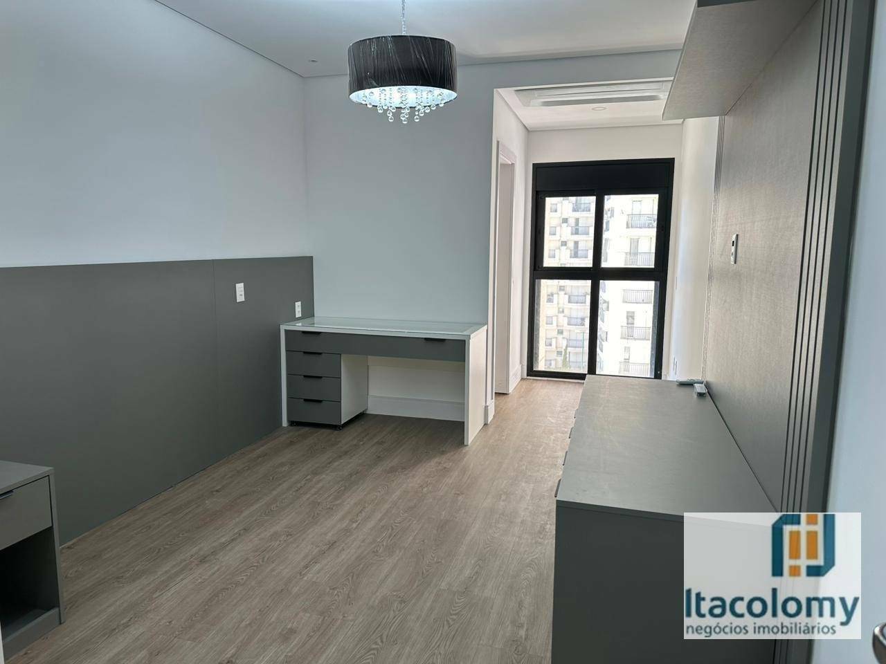 Apartamento à venda com 4 quartos, 360m² - Foto 14