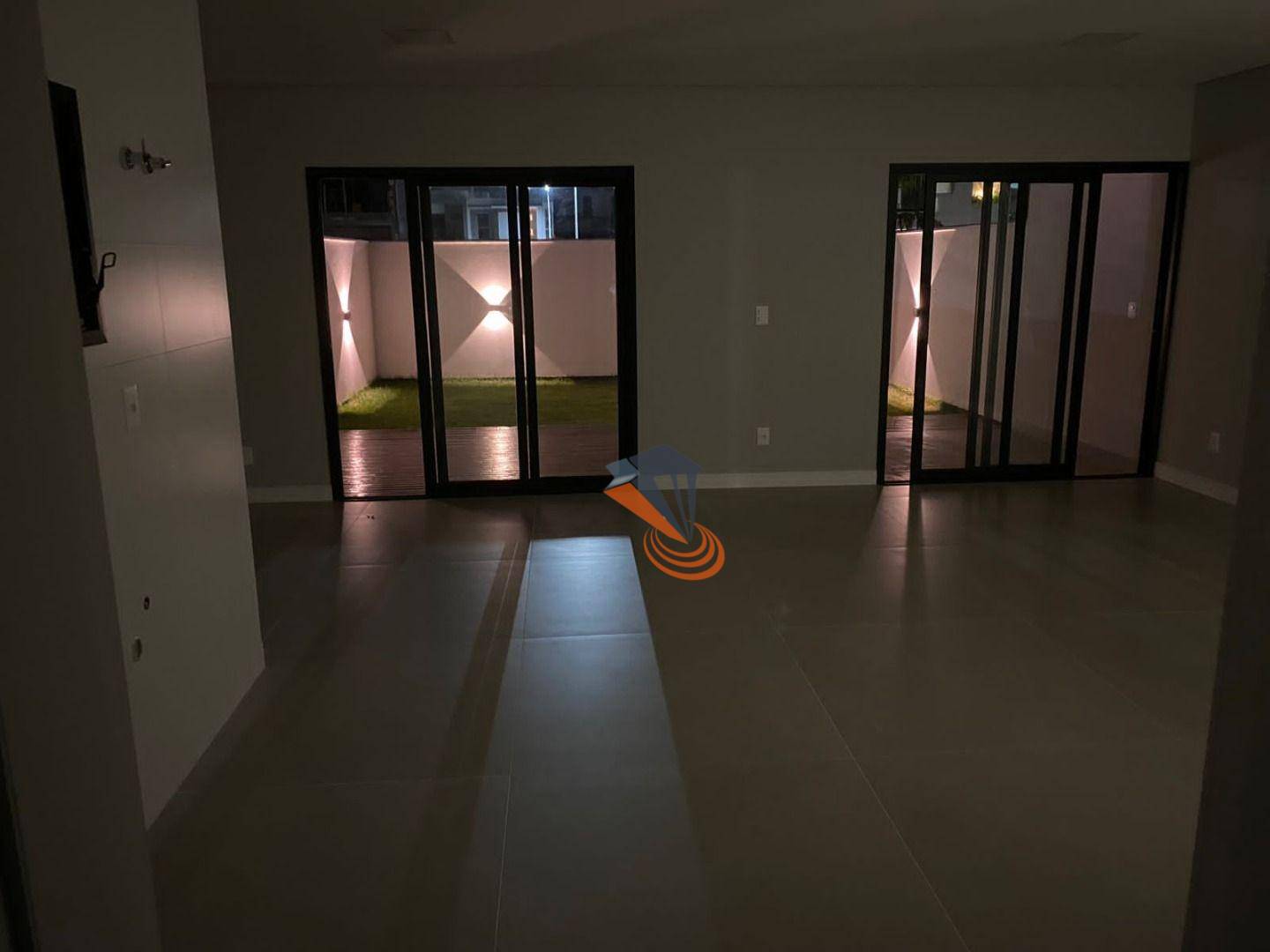 Casa de Condomínio à venda com 3 quartos, 170m² - Foto 5