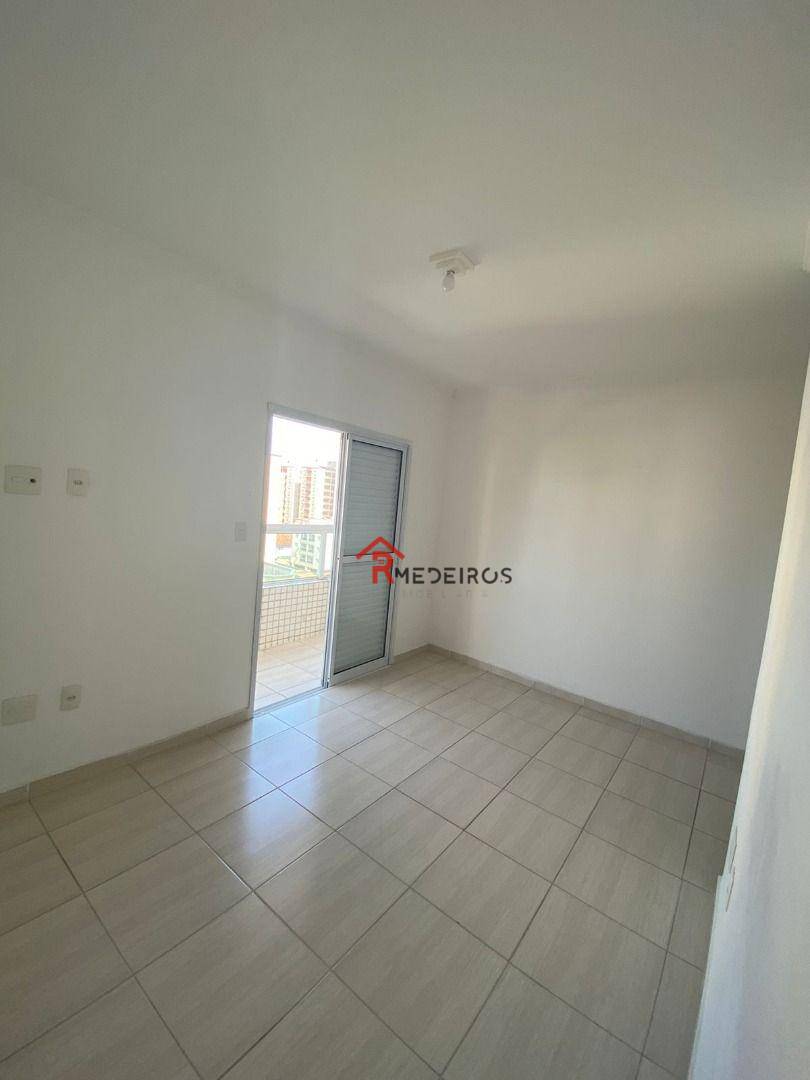 Apartamento à venda com 3 quartos, 99m² - Foto 18