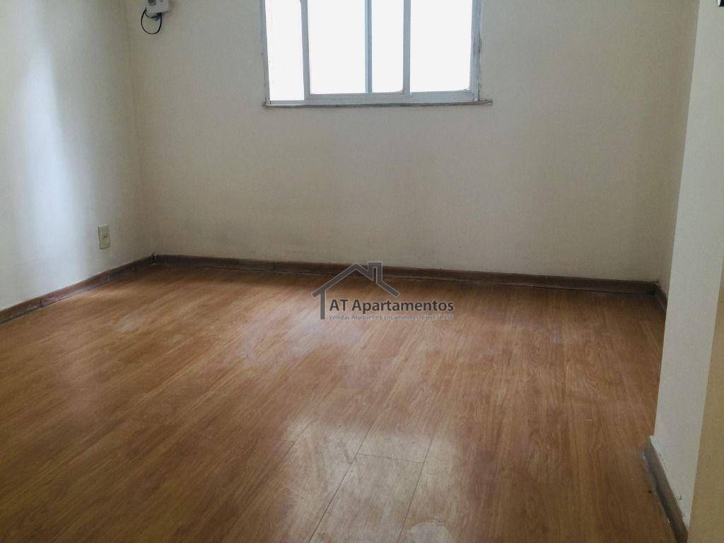 Casa à venda e aluguel com 3 quartos, 100m² - Foto 12