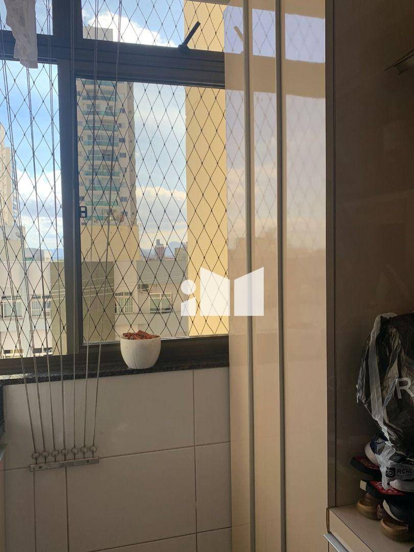 Apartamento à venda com 3 quartos, 90m² - Foto 23