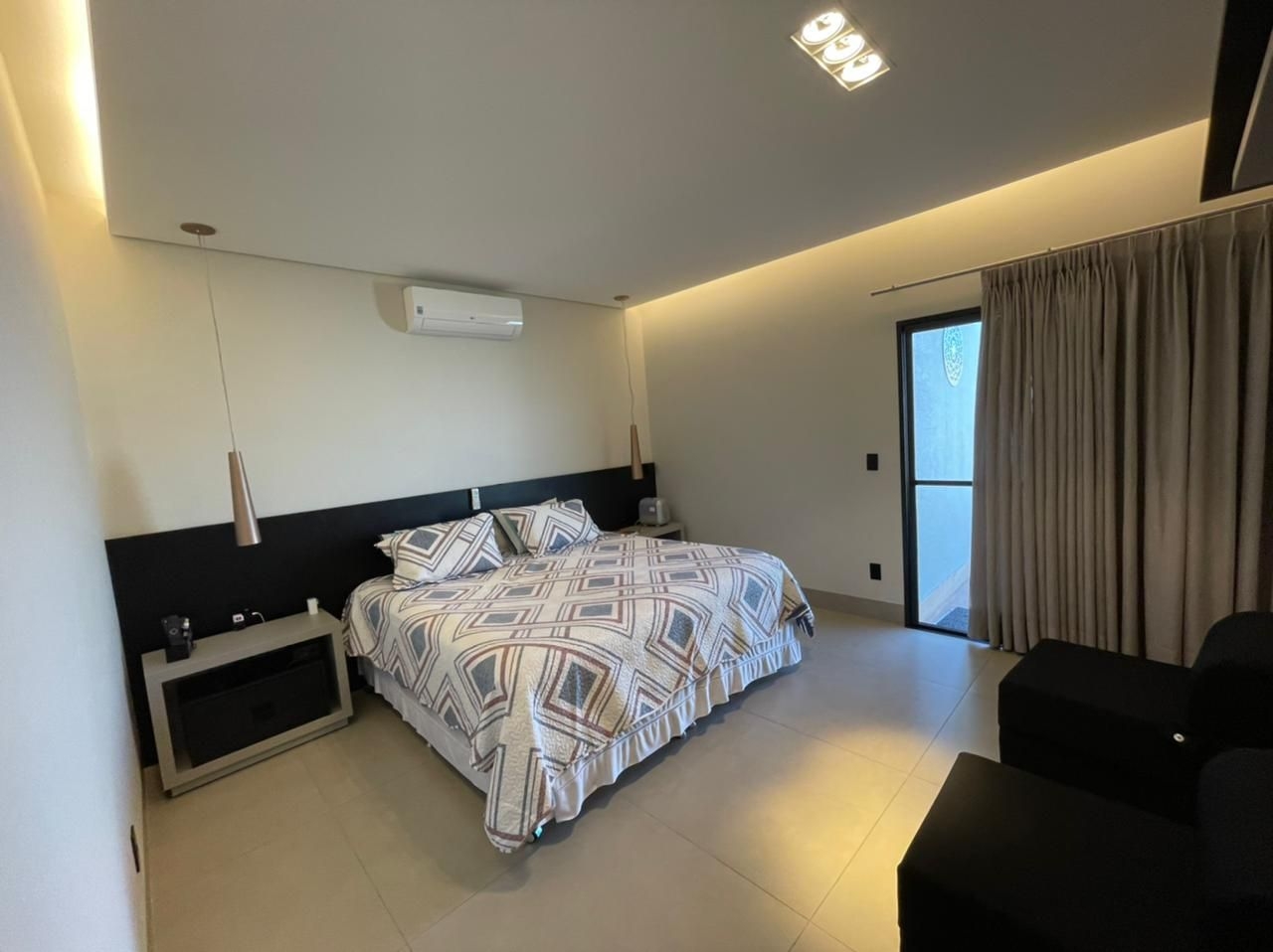 Casa à venda com 4 quartos, 364m² - Foto 10