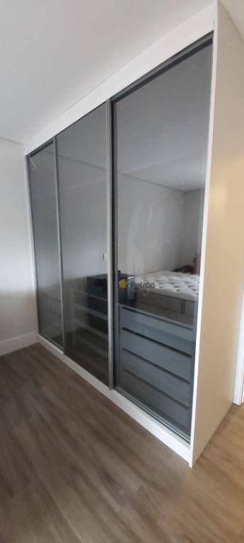 Apartamento à venda com 4 quartos, 151m² - Foto 16