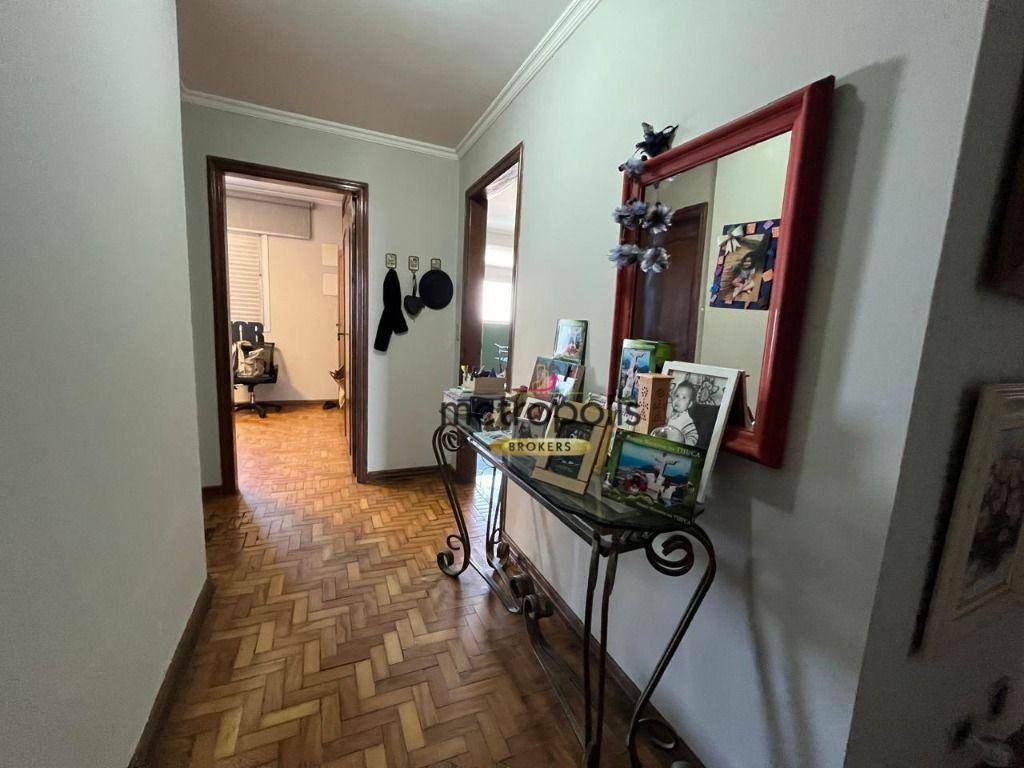 Apartamento à venda com 4 quartos, 230m² - Foto 27