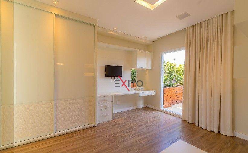 Casa de Condomínio à venda com 4 quartos, 500m² - Foto 35