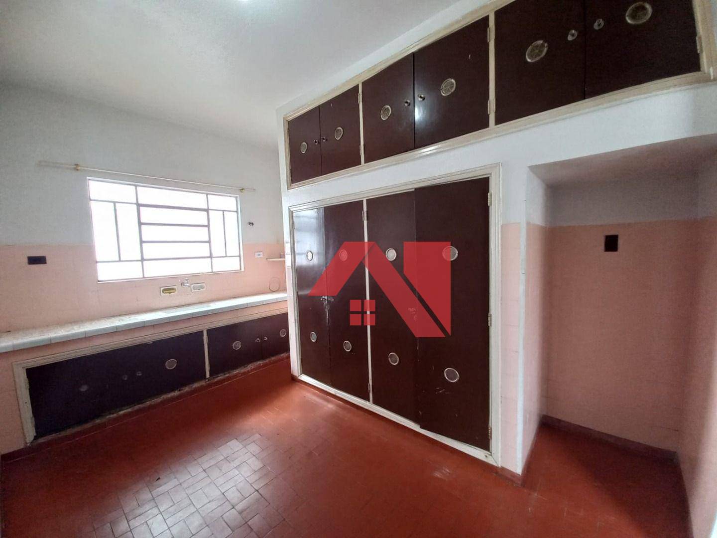 Casa à venda com 3 quartos, 180m² - Foto 14