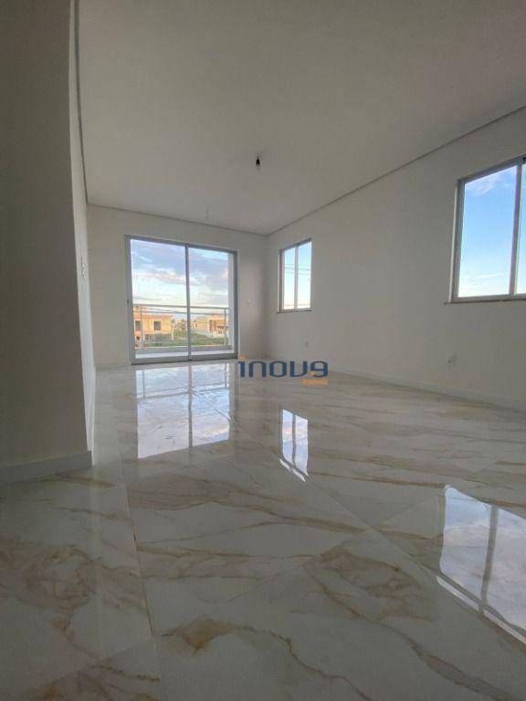 Casa de Condomínio à venda com 4 quartos, 211m² - Foto 4