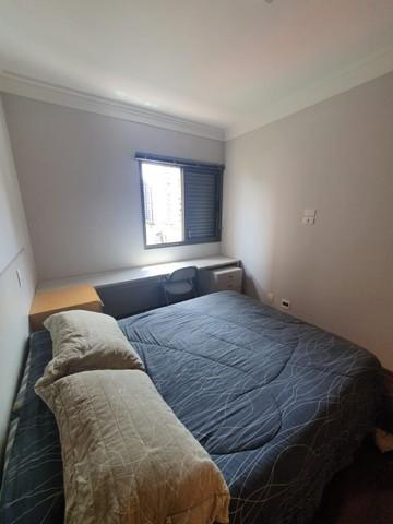 Apartamento à venda com 3 quartos, 117m² - Foto 3