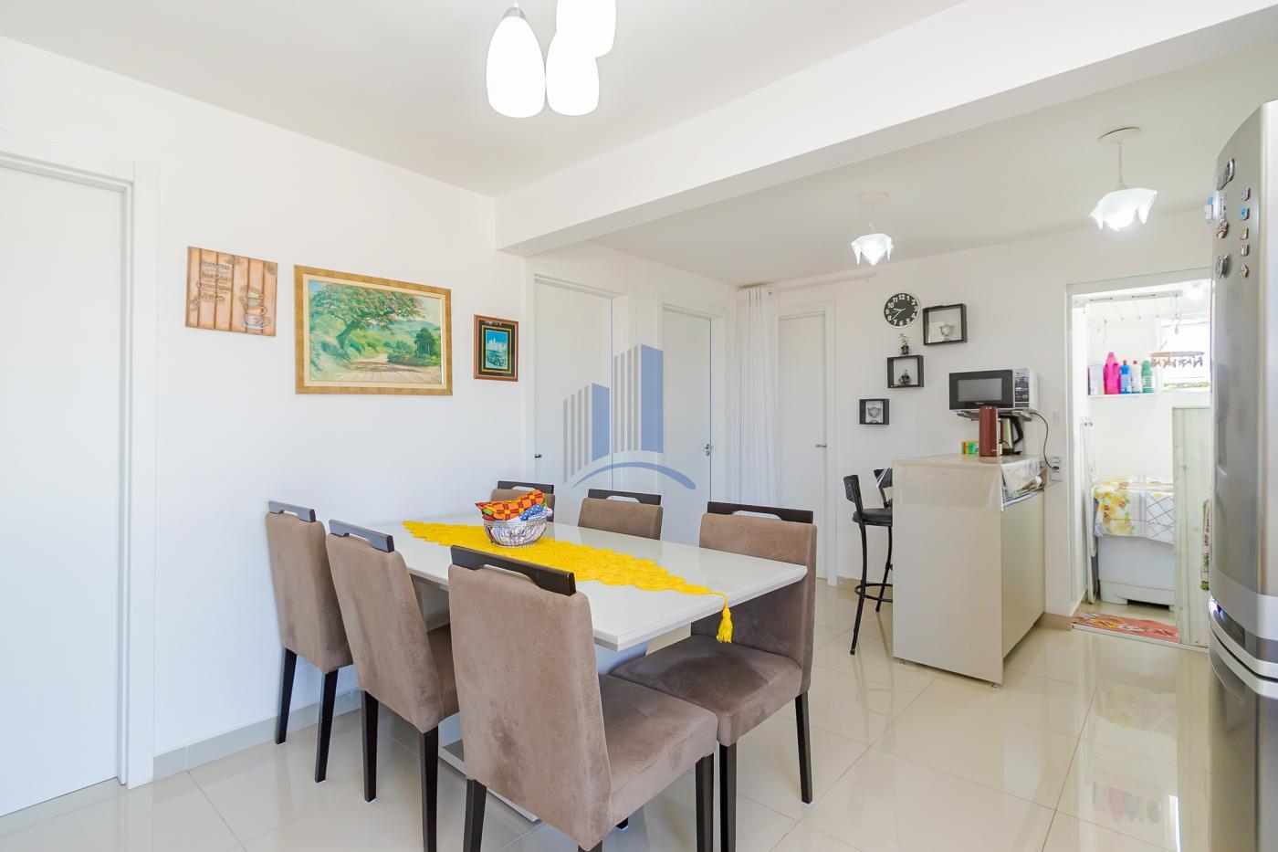 Apartamento à venda com 3 quartos, 55m² - Foto 3