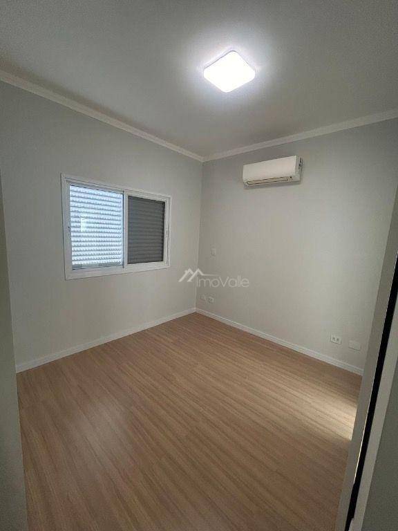 Casa de Condomínio à venda com 3 quartos, 170m² - Foto 4