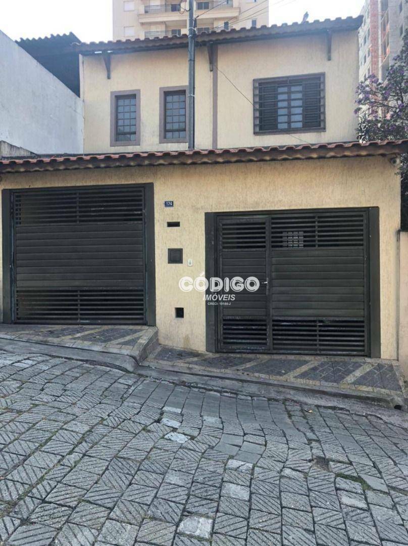 Sobrado à venda com 2 quartos, 218m² - Foto 1