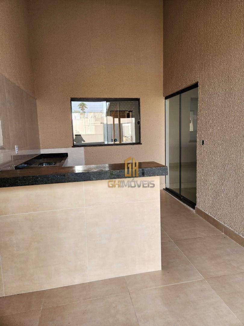 Casa à venda com 2 quartos, 105m² - Foto 4