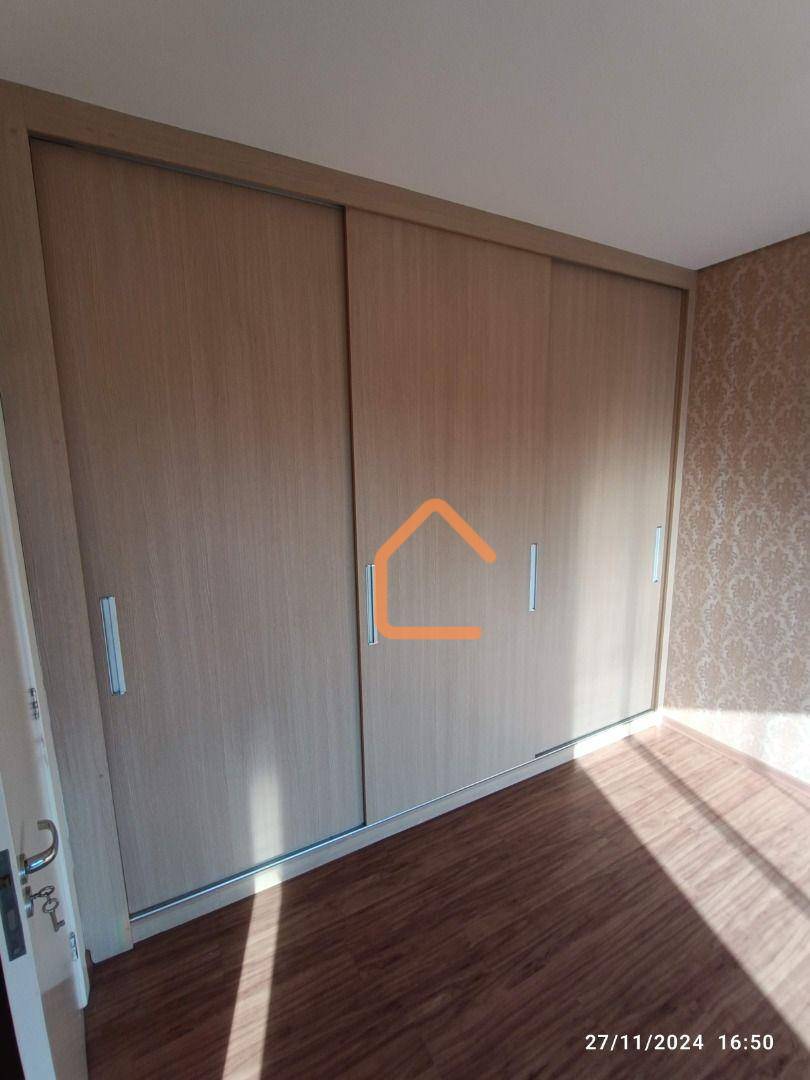 Apartamento para alugar com 3 quartos, 140m² - Foto 16