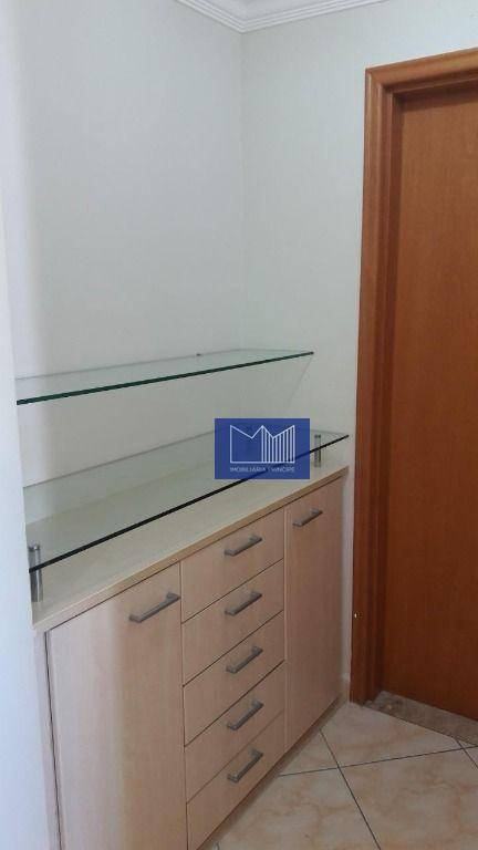 Apartamento à venda com 3 quartos, 140m² - Foto 22