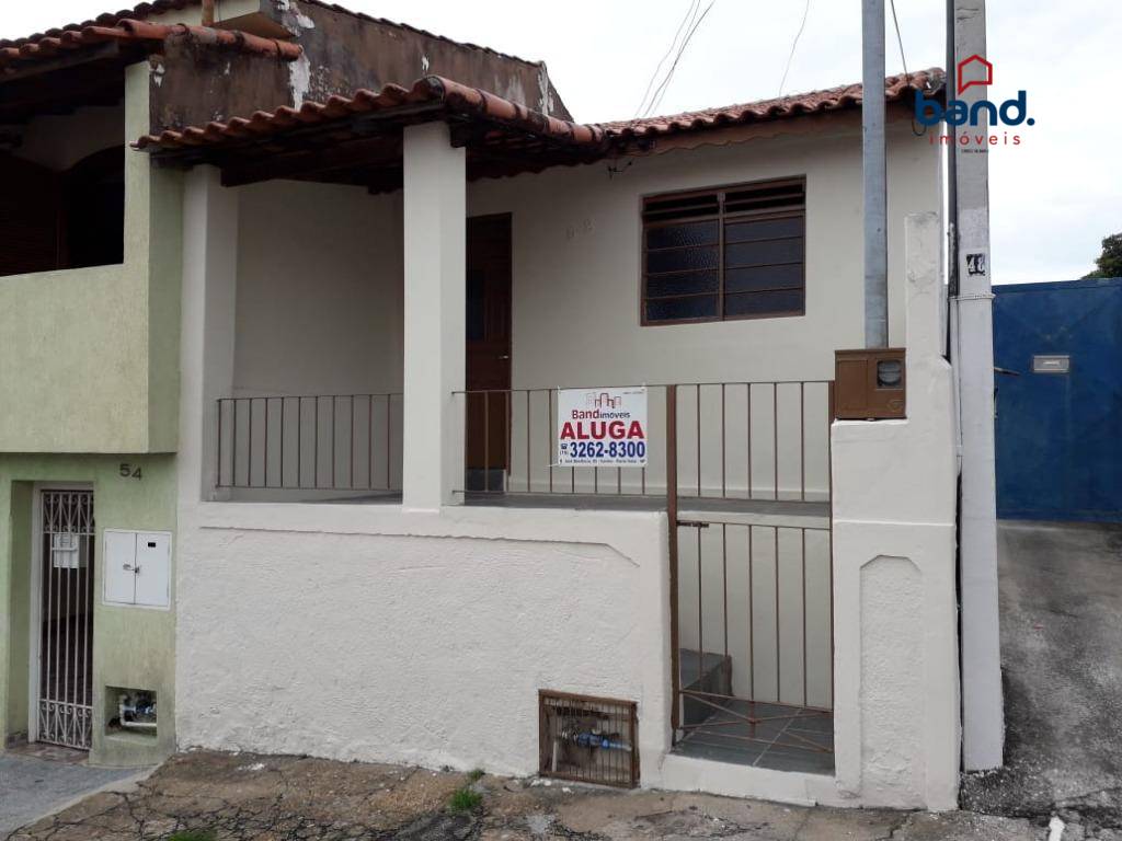 Casa à venda com 2 quartos, 100m² - Foto 1