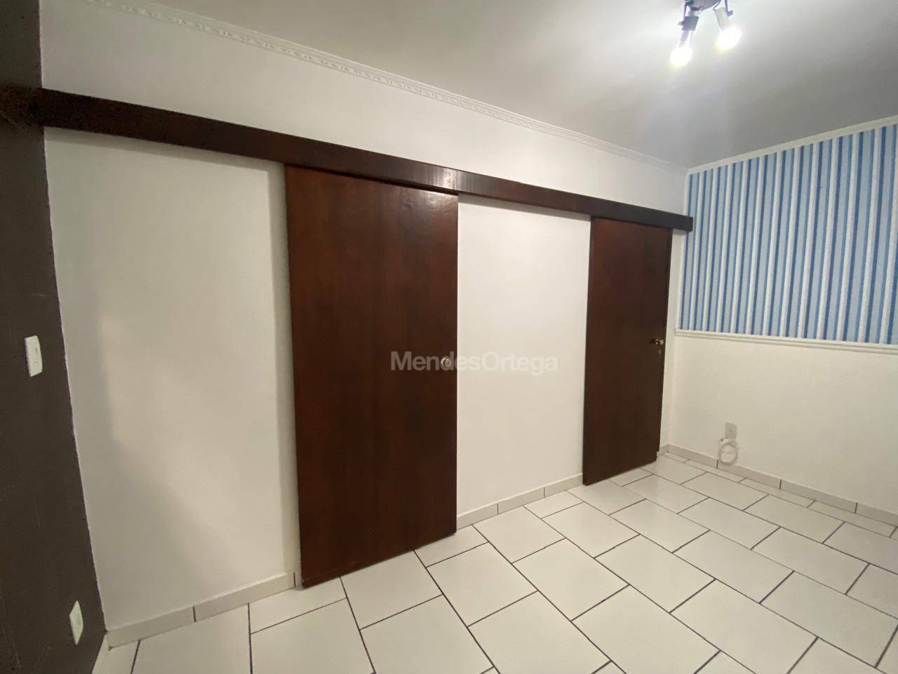 Casa à venda com 2 quartos, 116m² - Foto 11