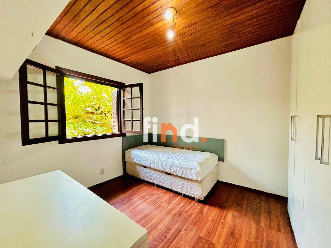 Casa de Condomínio à venda e aluguel com 4 quartos, 100m² - Foto 13