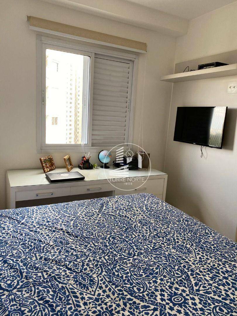 Apartamento à venda com 2 quartos, 64m² - Foto 20