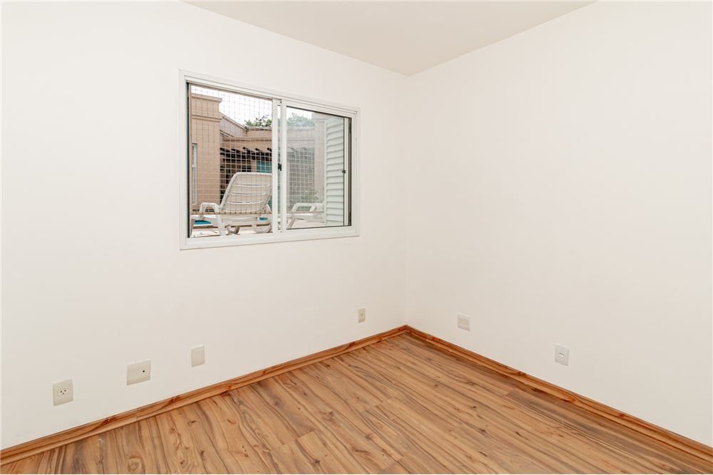 Apartamento à venda com 2 quartos, 52m² - Foto 17