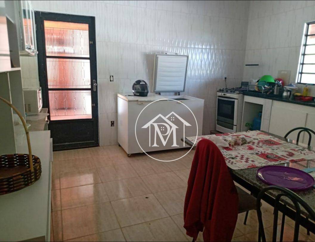 Chácara à venda com 4 quartos, 210m² - Foto 22