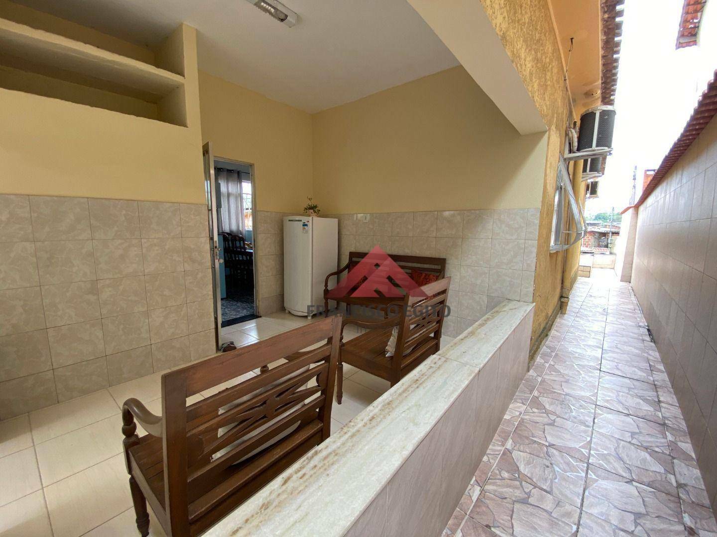 Casa à venda com 5 quartos, 160m² - Foto 19