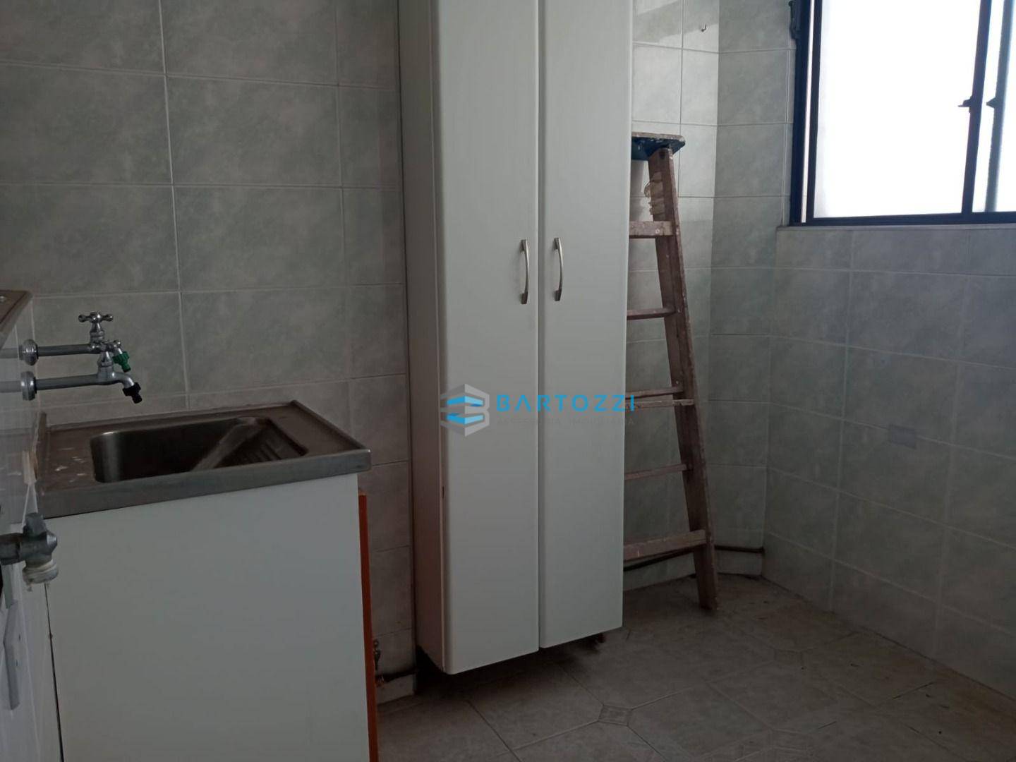 Apartamento à venda com 3 quartos, 110m² - Foto 35