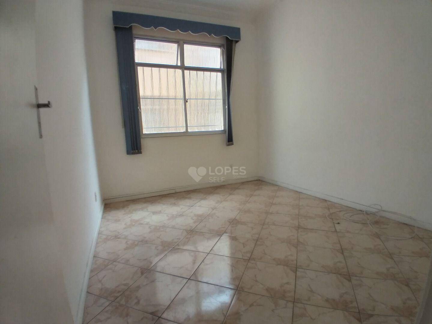 Apartamento à venda com 2 quartos, 98m² - Foto 2