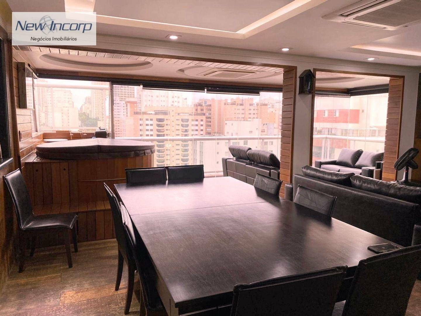 Cobertura à venda com 4 quartos, 240m² - Foto 4