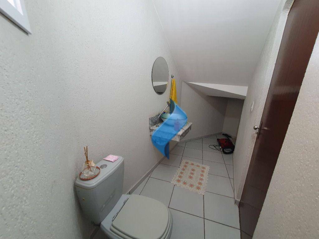 Casa à venda com 4 quartos, 230m² - Foto 10