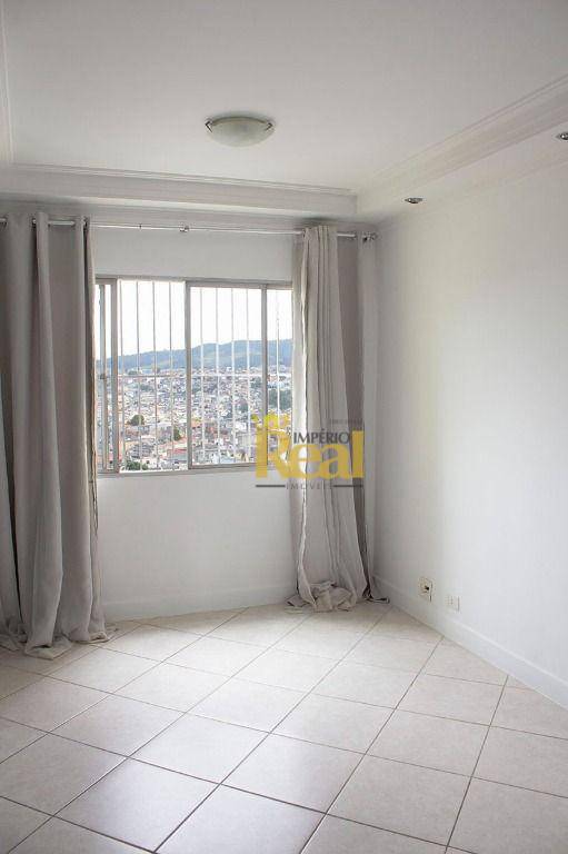 Apartamento à venda com 2 quartos, 55m² - Foto 19