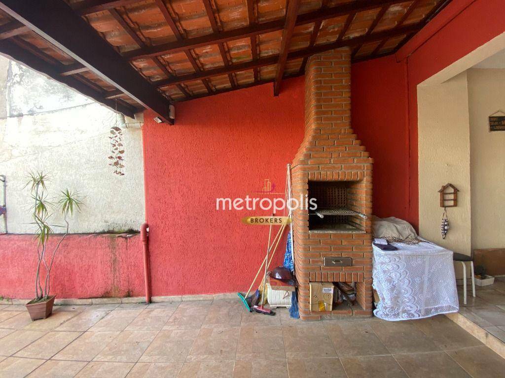 Casa à venda com 4 quartos, 200m² - Foto 18