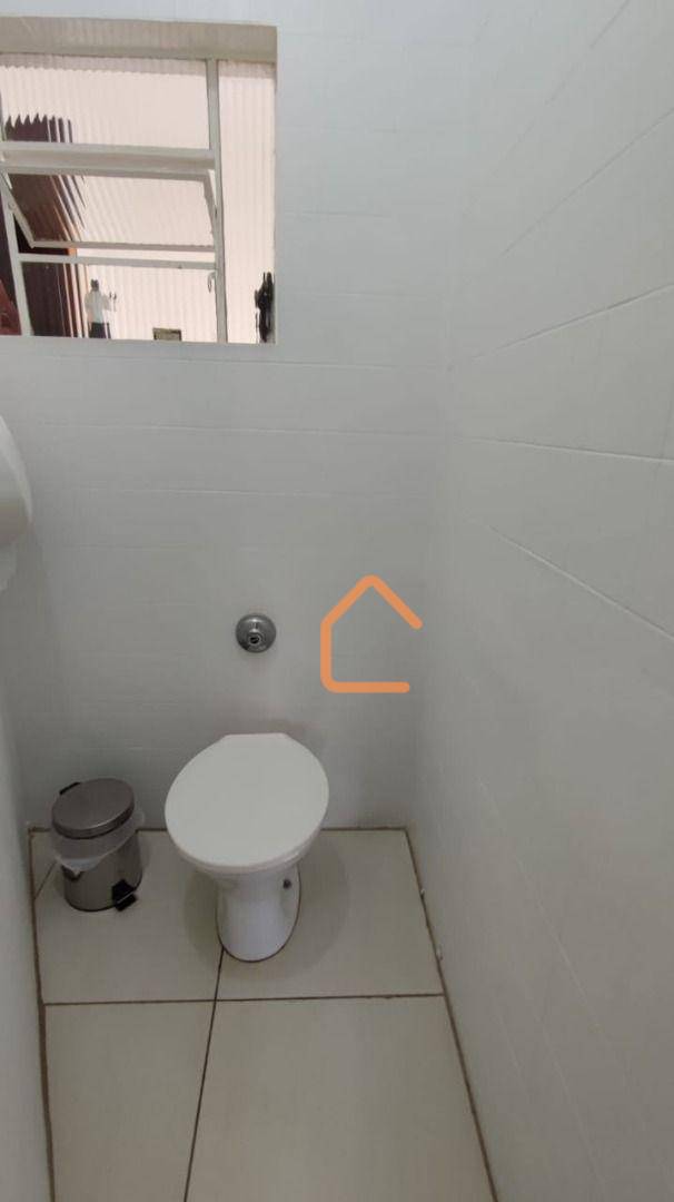 Casa à venda com 5 quartos, 248m² - Foto 19