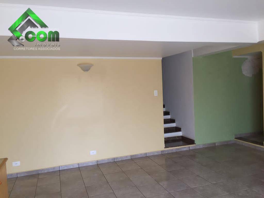 Casa à venda com 3 quartos, 210m² - Foto 17