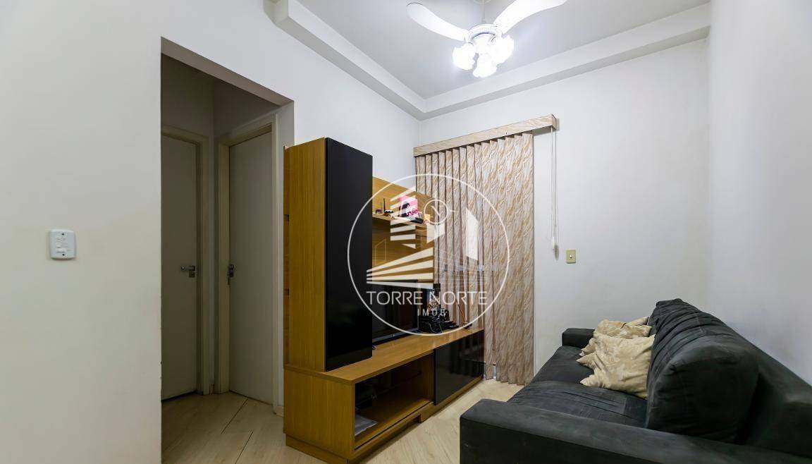 Apartamento à venda com 2 quartos, 47m² - Foto 15