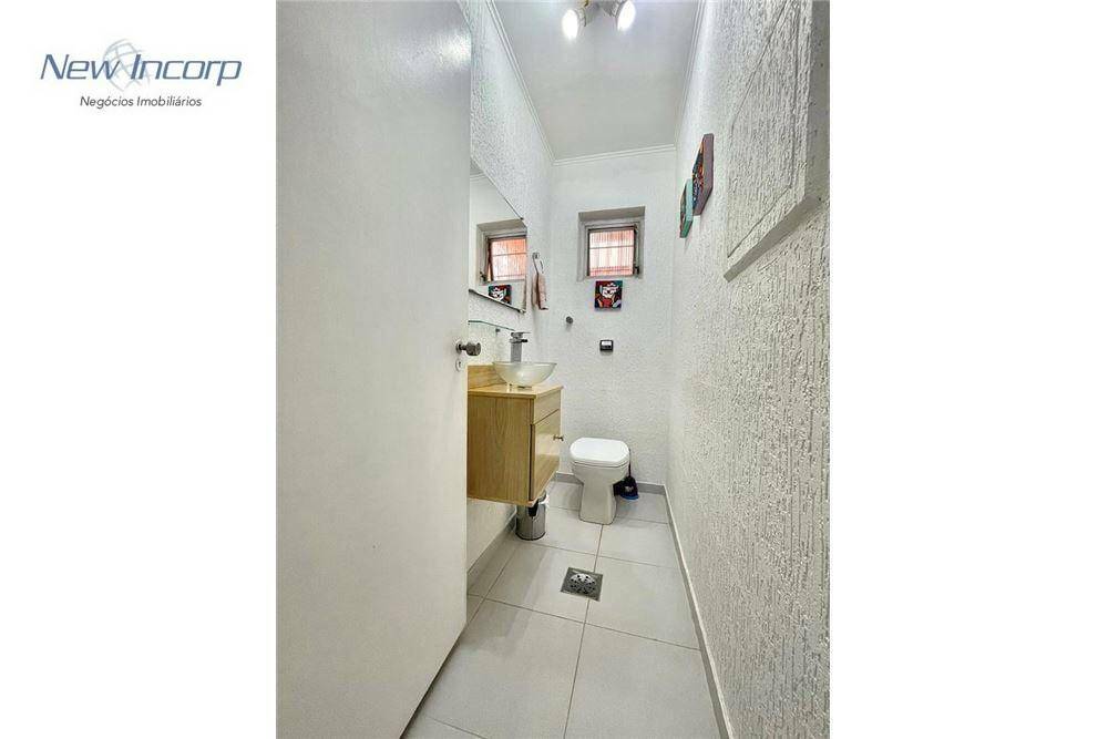 Sobrado à venda com 4 quartos, 160m² - Foto 15