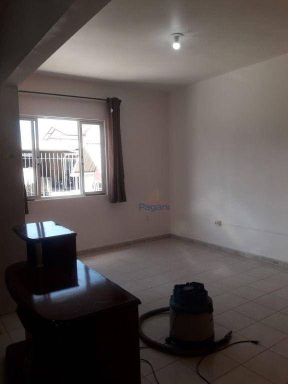 Casa à venda com 5 quartos, 160m² - Foto 13