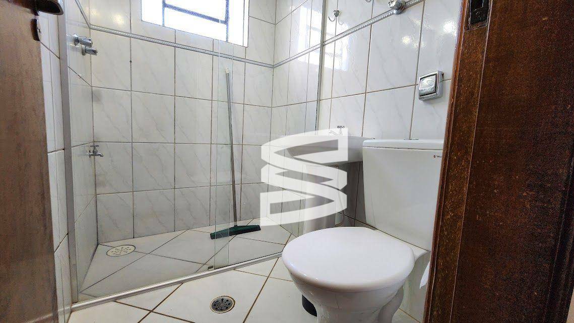 Chácara à venda com 4 quartos, 250m² - Foto 24