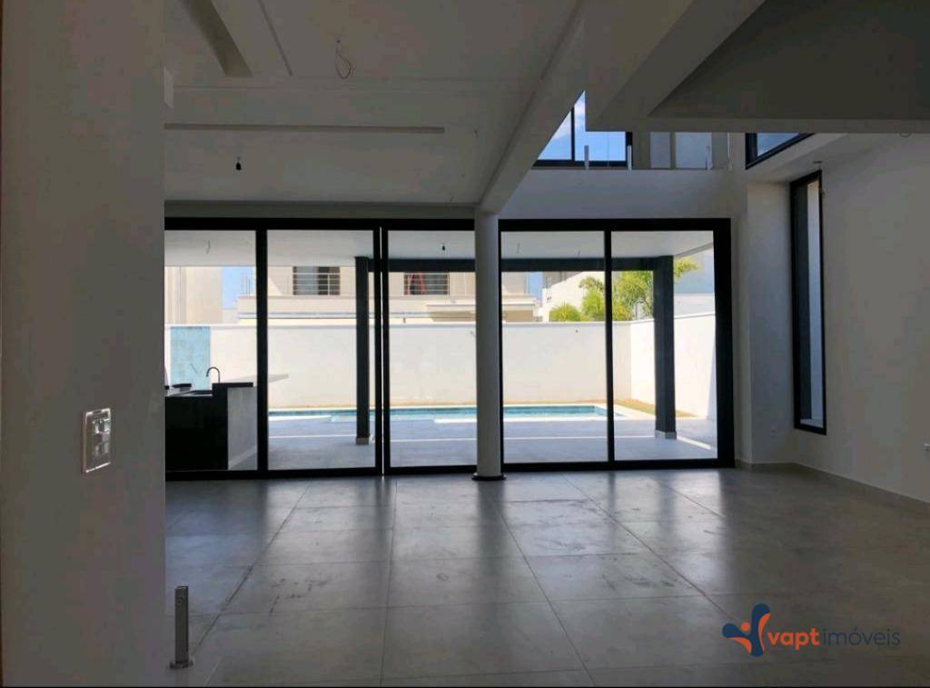 Sobrado à venda com 4 quartos, 387m² - Foto 13