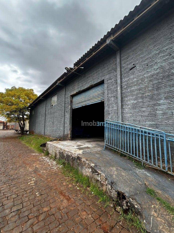 Depósito-Galpão-Armazém para alugar, 1100m² - Foto 17