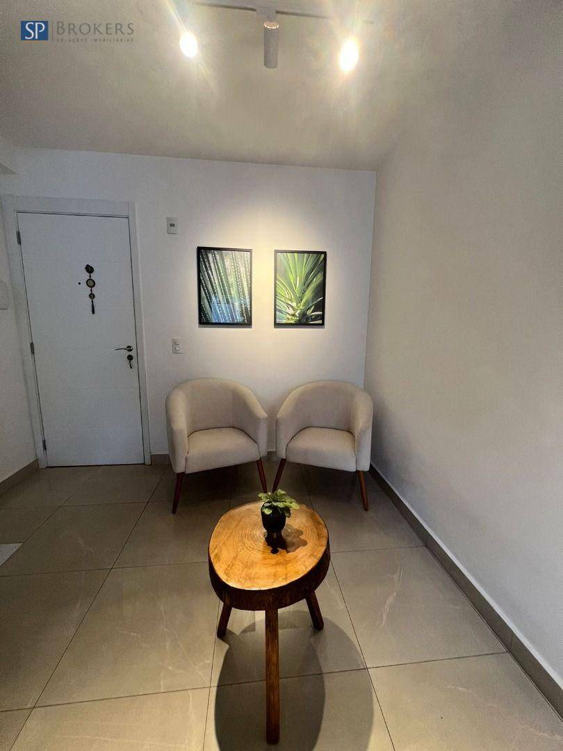 Apartamento à venda com 2 quartos, 70m² - Foto 17