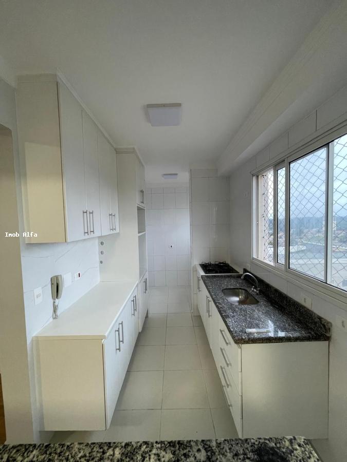 Apartamento à venda com 2 quartos, 66m² - Foto 3