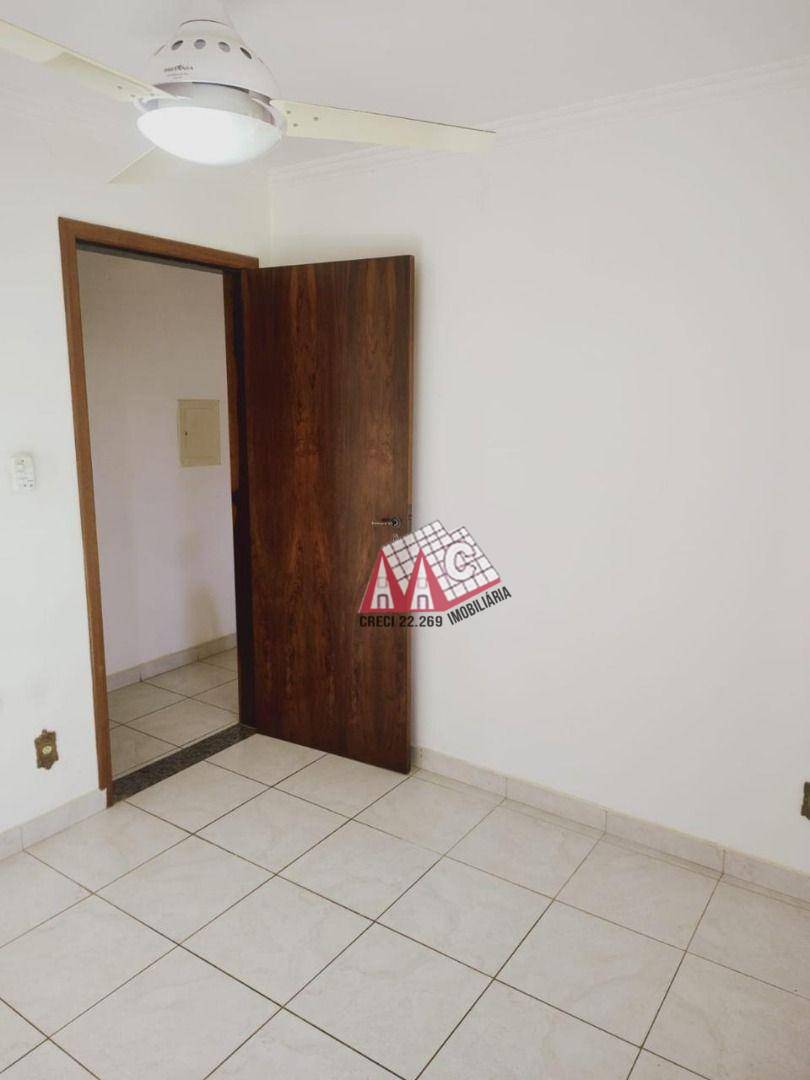 Apartamento à venda com 3 quartos, 80m² - Foto 13