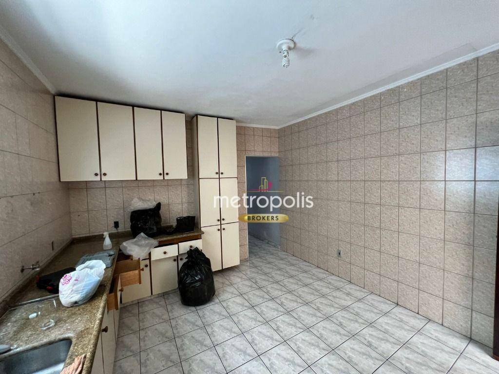 Sobrado à venda com 3 quartos, 200m² - Foto 6